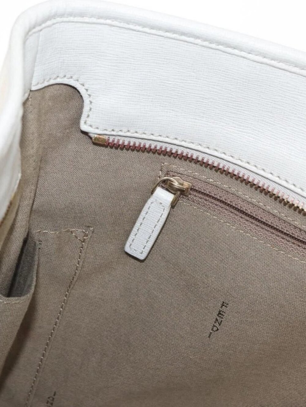 FENDI Zucca Canvas Tote Bag Beige Gold Auth ka1157 - Picture 13 of 16